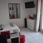 Costieres Climatise Parking Gratuit Lave Linge Loggia * Nîmes