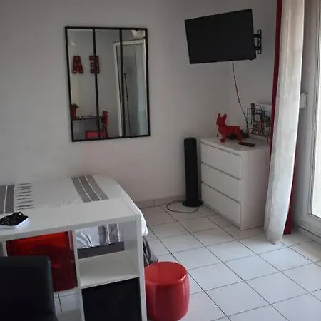 Costieres Climatise Parking Gratuit Lave Linge Loggia * Nîmes