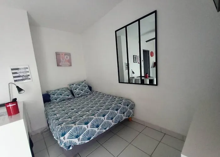 Costieres Climatise Parking Gratuit Lave Linge Loggia *