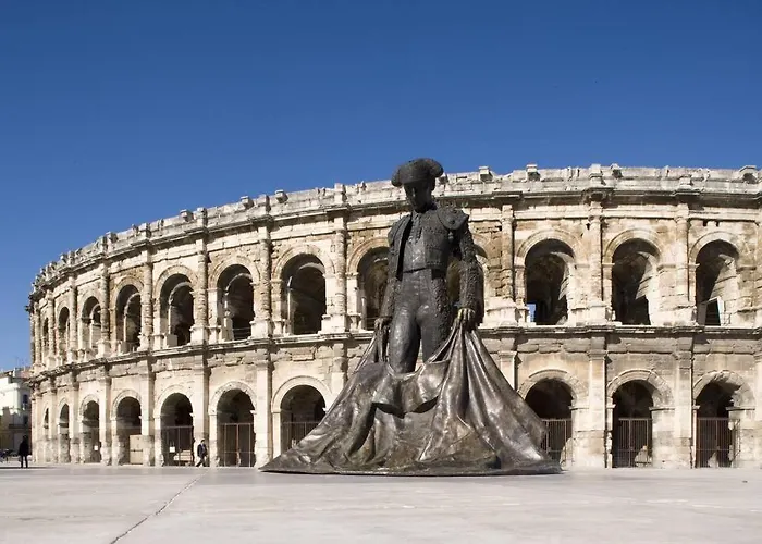 Costieres Climatise Parking Gratuit Lave Linge Loggia نيم